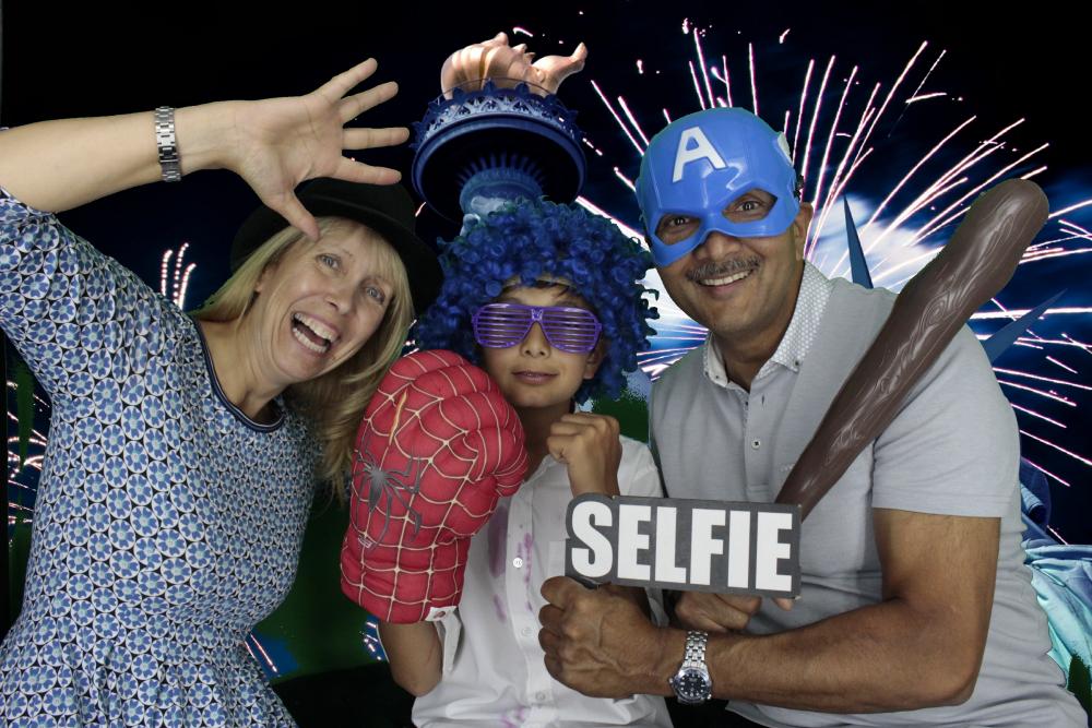 Leavers BBQ | View more photos from the event at gallery.myphotoboothexperience.co.uk/u/MyPhotoBoothExperienceLtd/Leavers-BBQ